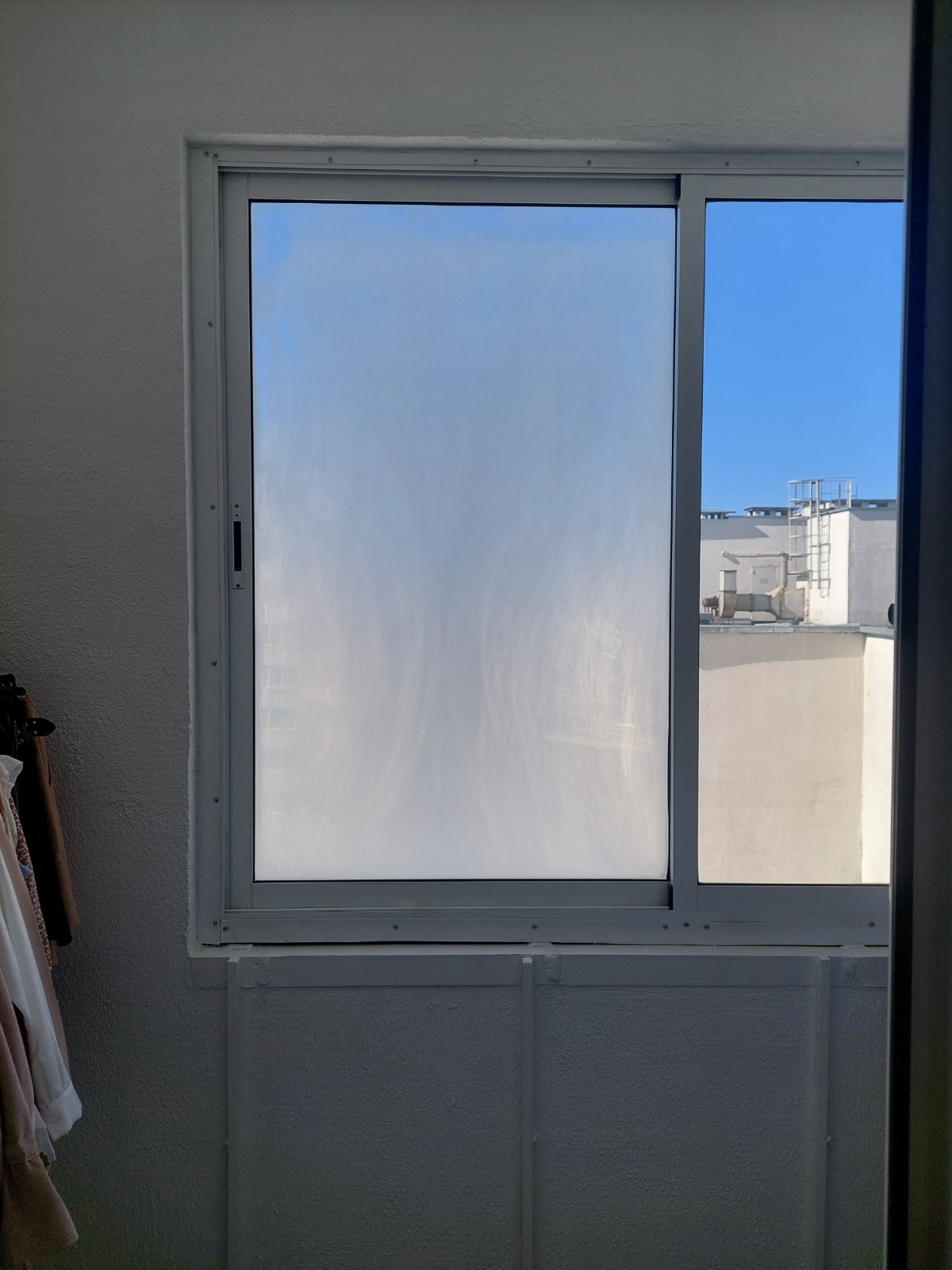 Замена стекла в раздвижной раме